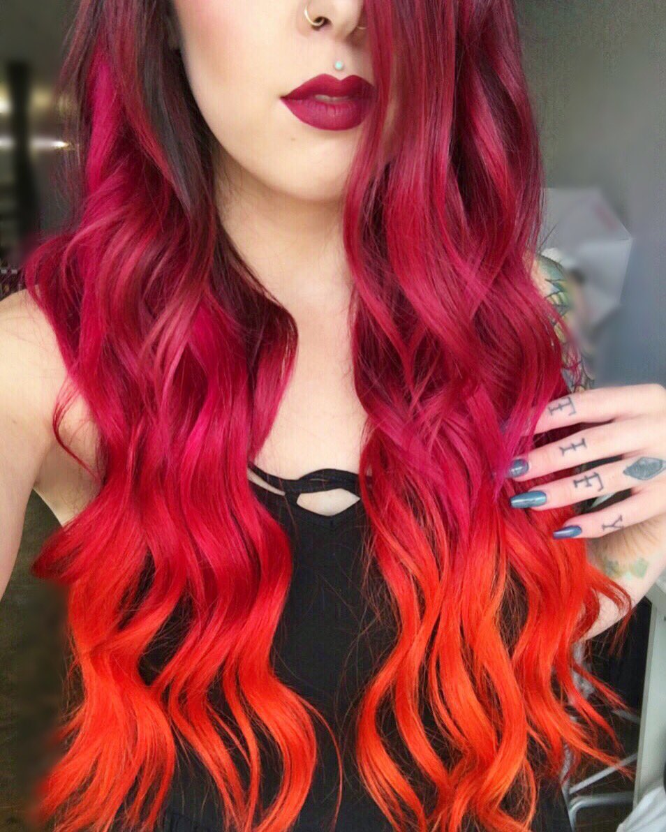 salonelitemn's tweet photo. W🔥w! @kaylamarieboyer is wearing a custom colored 22" layered @halocouture hair extensions #halocouture #dreamhair https://t.co/7cM794TMkl