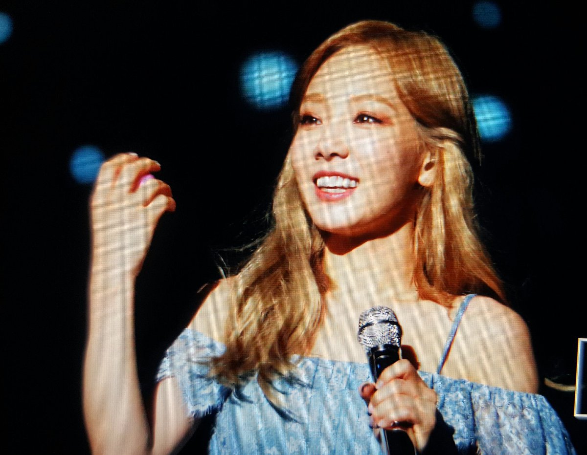 [PIC][05-08-2016]TaeYeon khởi hành đi Busan để biểu diễn 2 đêm Concert - "BUTTERFLY KISS" vào trưa nay - Page 2 CpQ7KFzVYAAtRYt