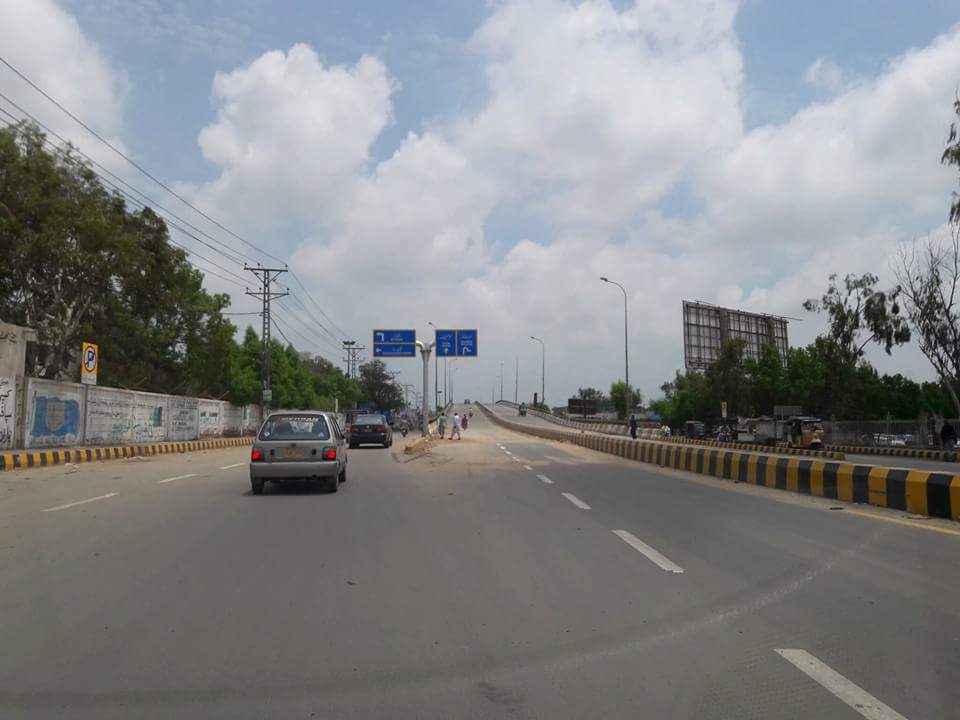 JamKhanShoroPPP's tweet photo. Main roads are cleared from Rain water and cleaned after Heavy Rain in Hyderabad.. #LGDeptSindh  #PPP https://t.co/lFkohXnVzk