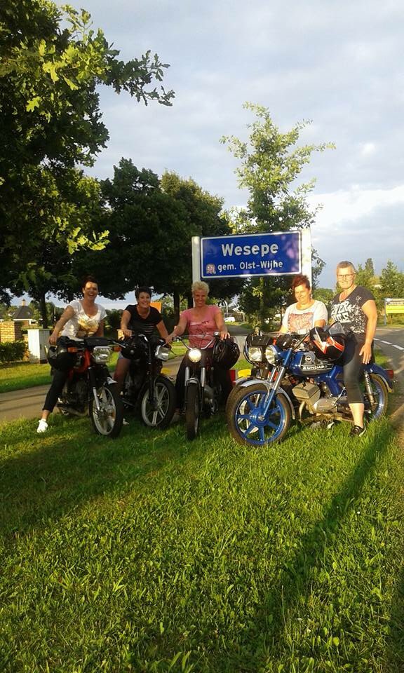 Zondag 14-08 brommers kiek'n! Toertocht start om 12.00 uur. Inschrijven vanaf 11.00 uur <a href="/wapenvanwesepe/">Het Wapen van Wesepe</a>