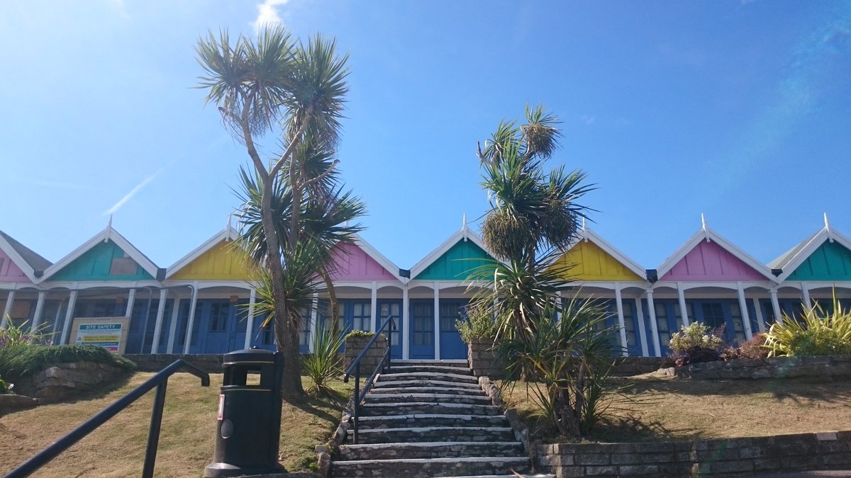 DorsetGuideMap's tweet photo. Book a fab #beach break in sunny sunny #Dorset now! #JurassicCoast https://t.co/NC9bC9bnWW  
🏝 🏖 🌅 🍦 😎 🇬🇧 🌅 ⚓ https://t.co/8hNCBGoAsu