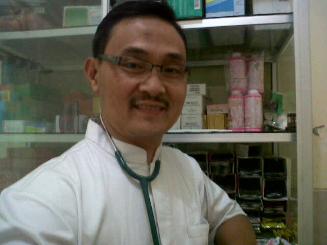 muhzaen99's tweet photo. Pak Dokter Solo,,Suka Berondong Ganteng.. PIN: 2B2F4F21 https://t.co/XyBY2917i1