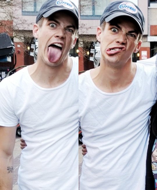 Seb. (@perfectsmythe) on Twitter photo 