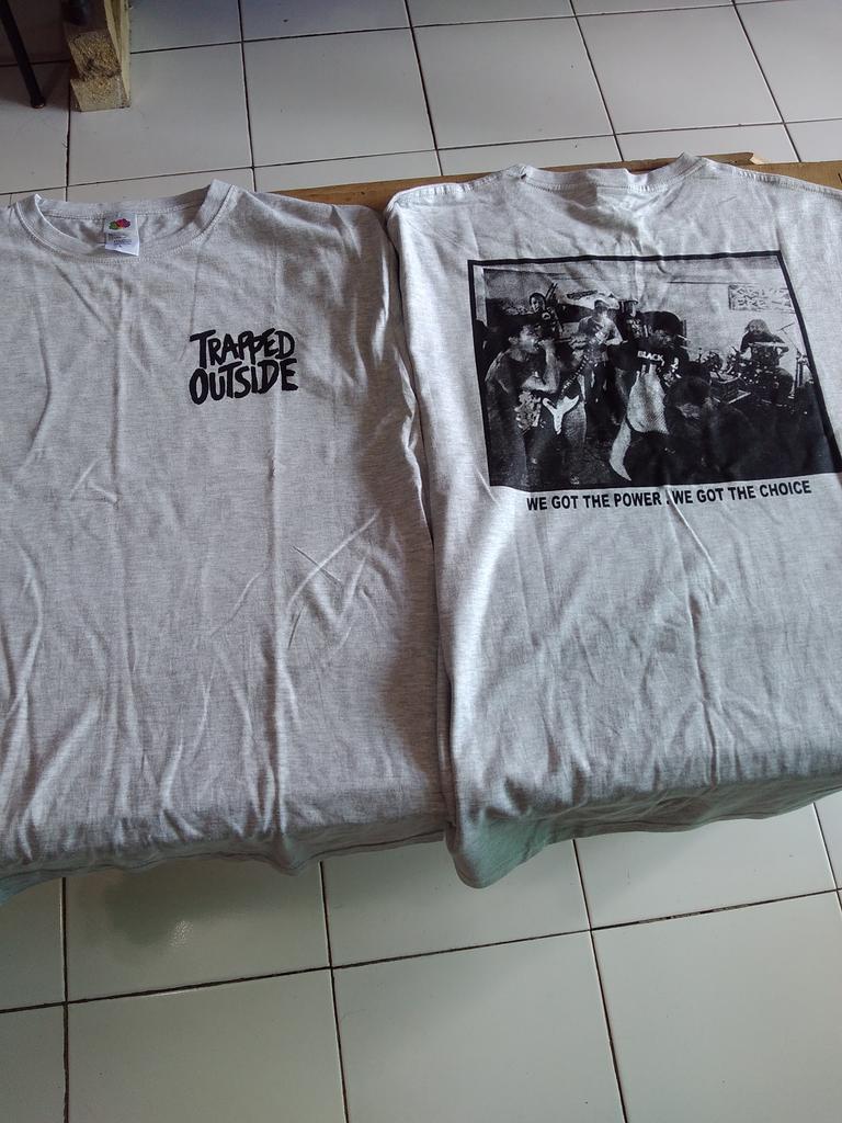 Our T-shirt 'we got the power we got the choice' tag : fotl size : M &amp; L. For order : 0888-0900-2247