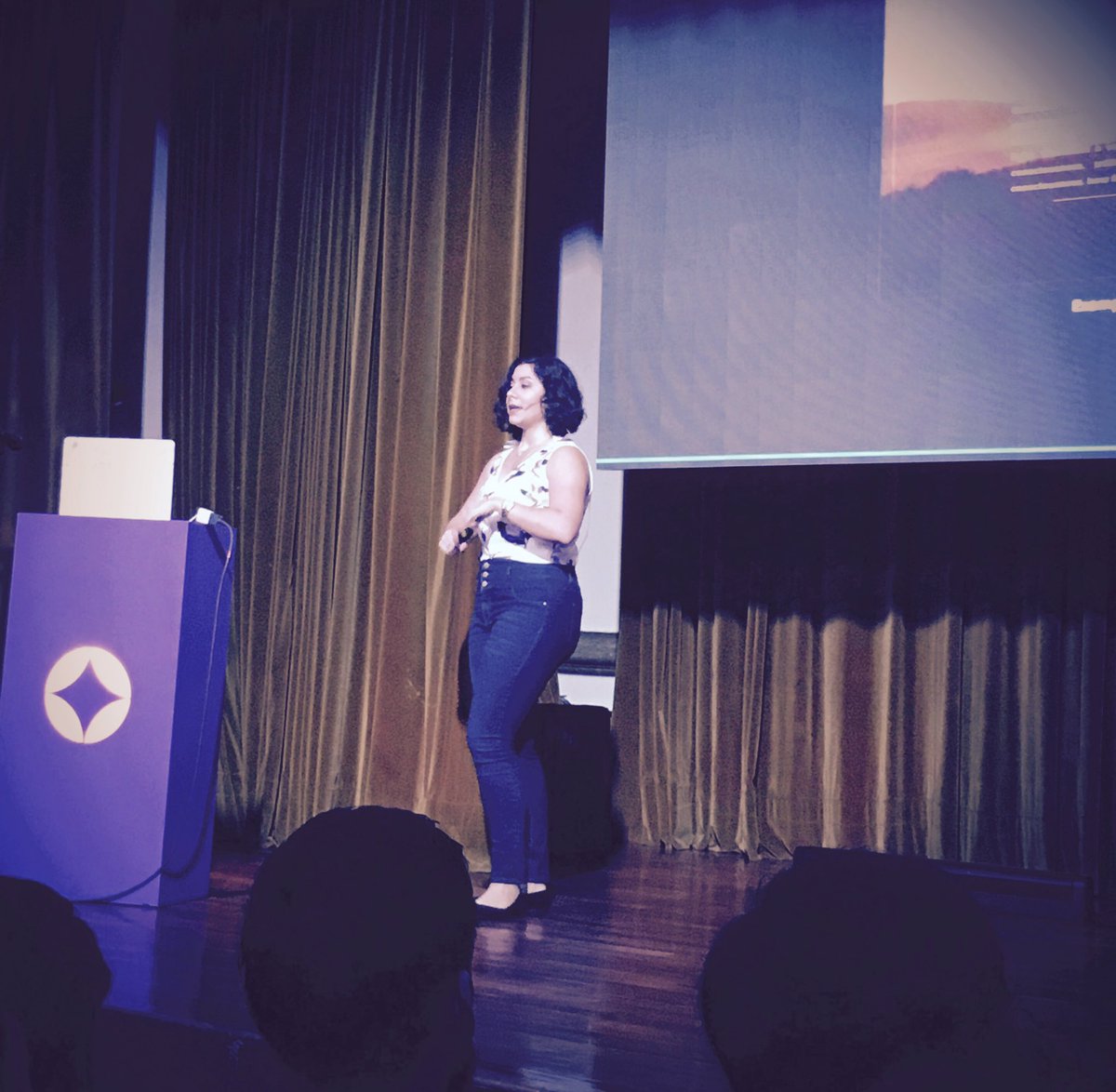 h_lucio's tweet image. Thanks @Una #cssconfar #imageFilters