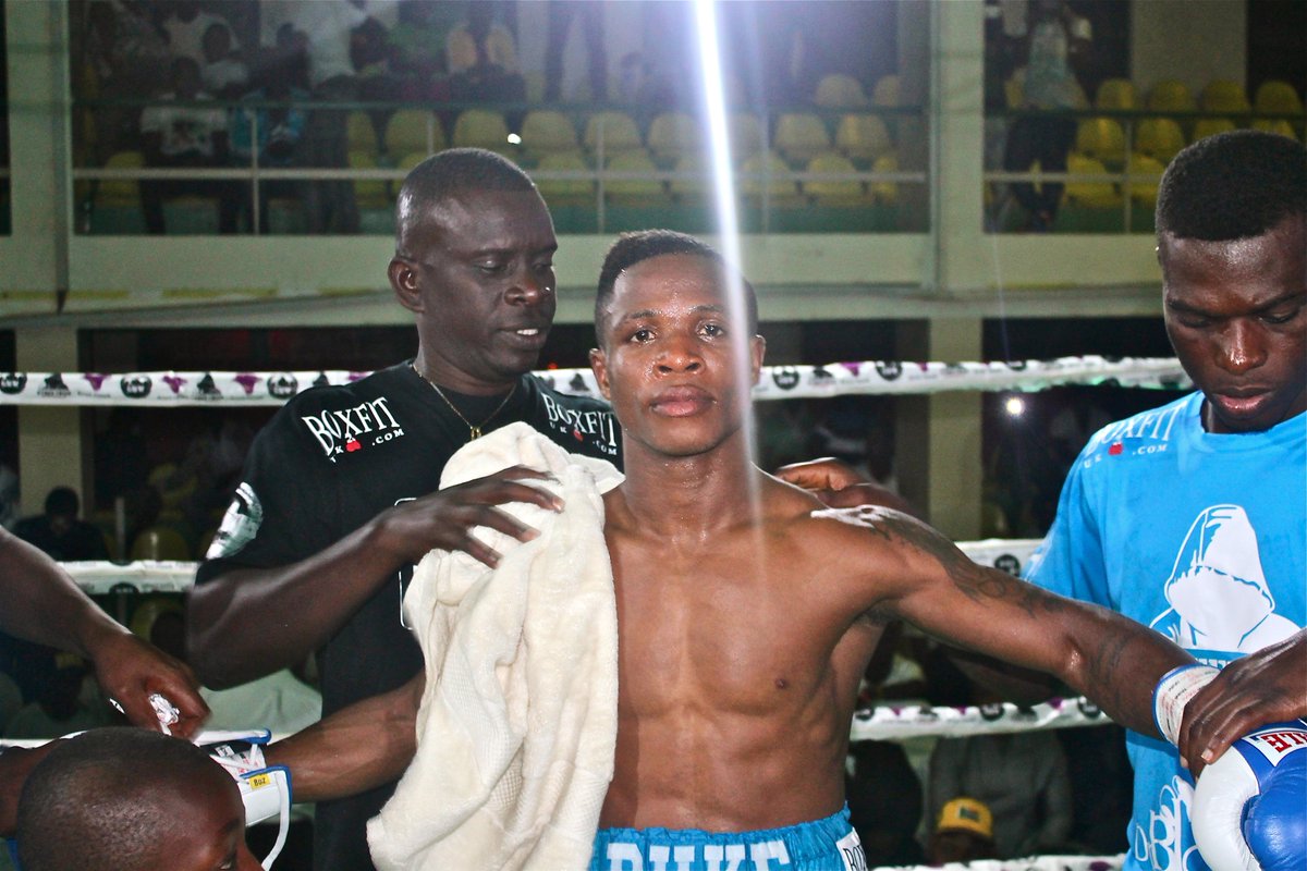 Mickey_Moo's tweet photo. @Duke_Micah1 looking fresh after his opponent Yakub Kareem failed to come out for the 9th round. @SW_Promotions https://t.co/r5CGJCGLxq