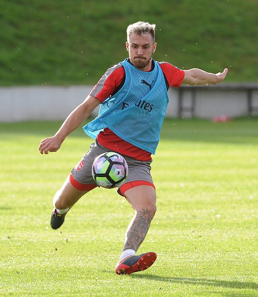 afcstuff on Twitter: "Photos: Arsenal players in training ...