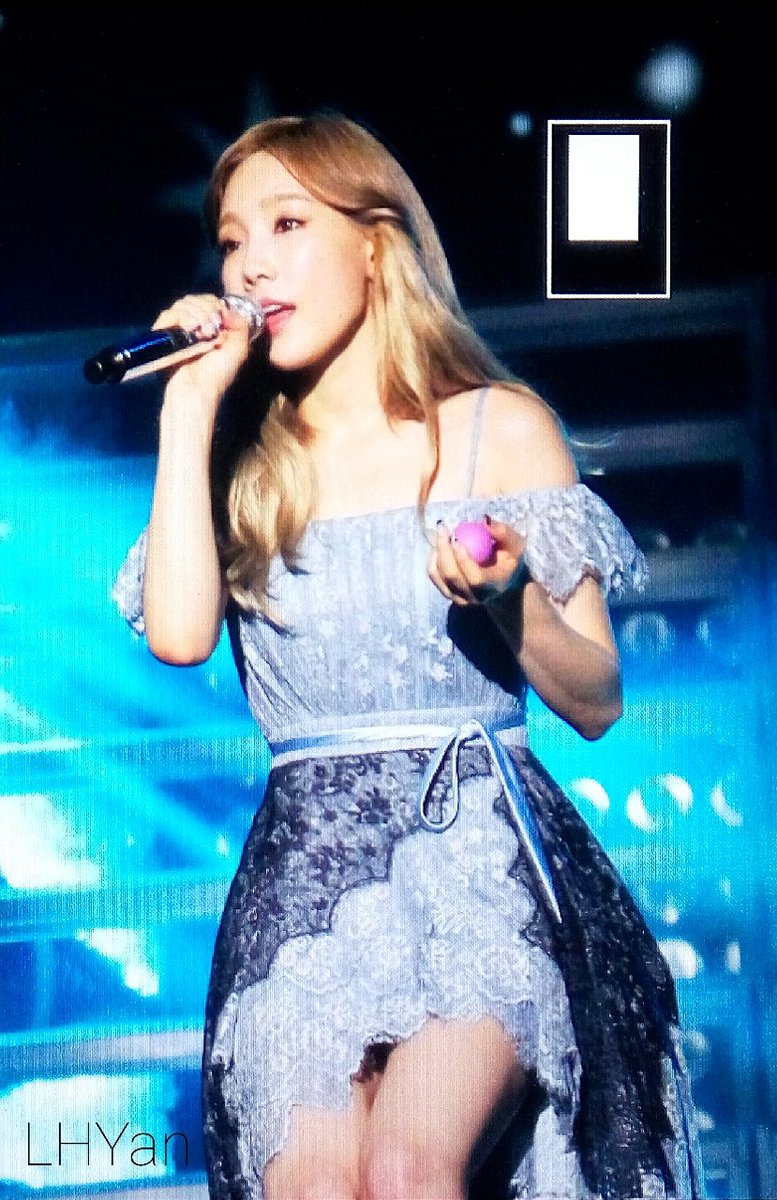 [PIC][05-08-2016]TaeYeon khởi hành đi Busan để biểu diễn 2 đêm Concert - "BUTTERFLY KISS" vào trưa nay - Page 2 CpQrHXfUkAA9vu8