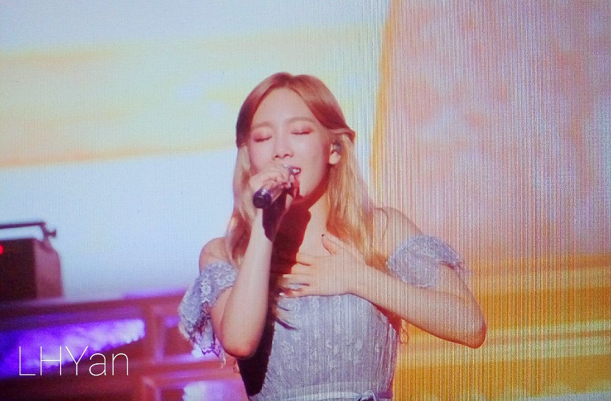 [PIC][05-08-2016]TaeYeon khởi hành đi Busan để biểu diễn 2 đêm Concert - "BUTTERFLY KISS" vào trưa nay - Page 2 CpQrNHDUAAEGmTb