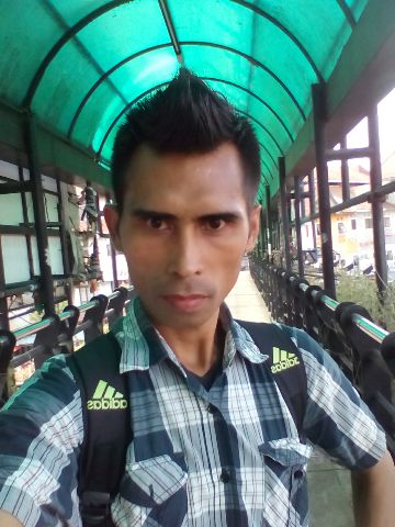 BsdMario's tweet photo. Selvi dulu dah sebelum nyebrang https://t.co/QRMzzXqbeR