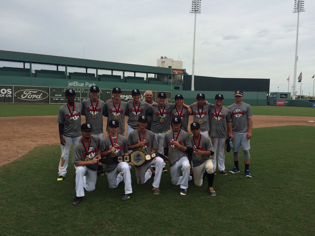 mbevins616's tweet photo. Your 2018 perfect game series champs. 40 runs scored 14 allowed🔑🔑 @pgseriesclassic https://t.co/EIEOkhs85Z