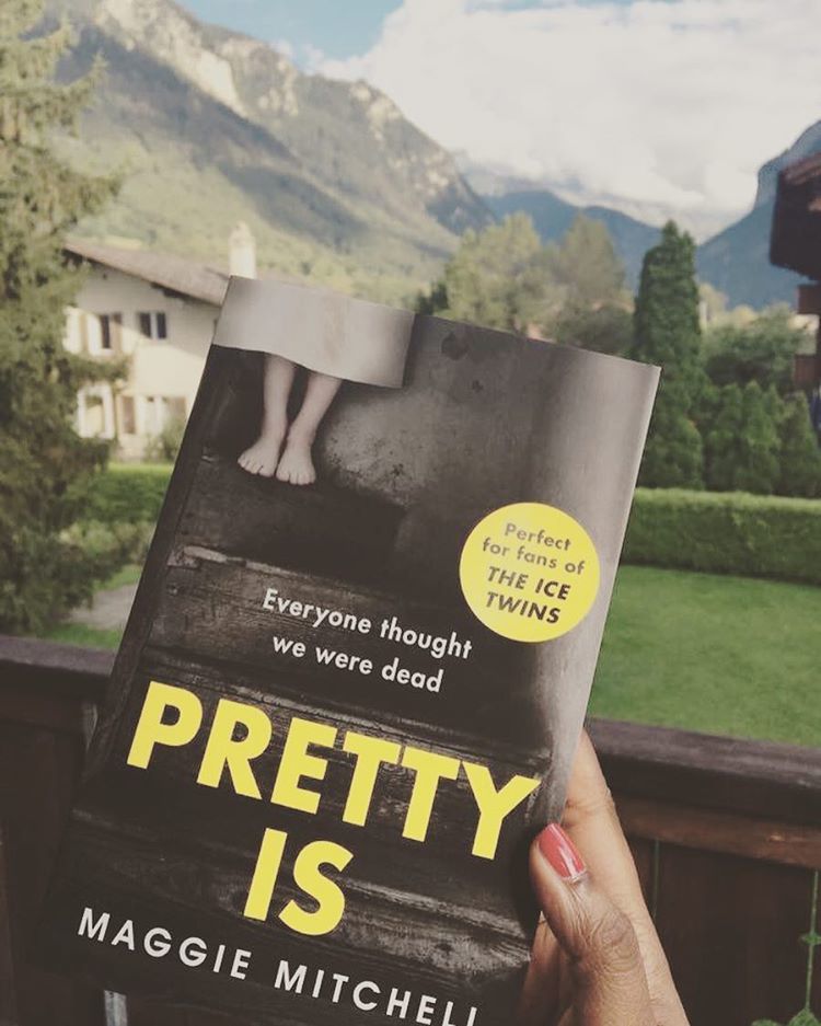 PLBookClub's tweet photo. Reading with a stunning backdrop in #Wilderswil, Switzerland...
📸: Jo Wright #prettyis #ma… https://t.co/kIqC5KhdK8 https://t.co/AFpd22VKIg
