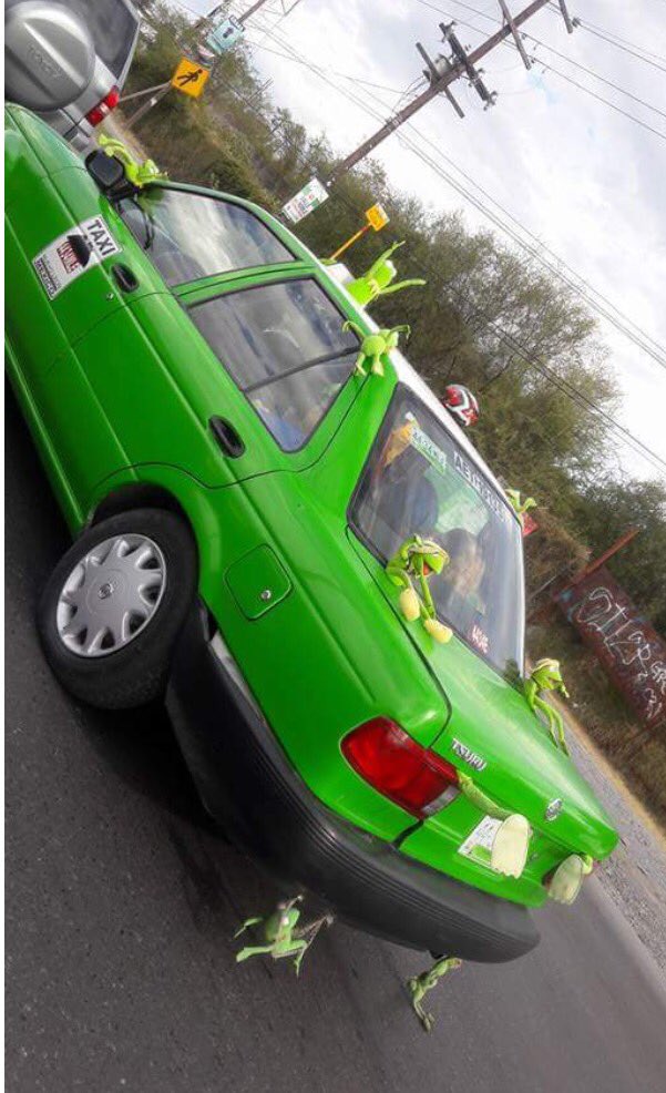 Las Noticias ar Twitter: “#LoMásVisto Taxi con peluches de la rana René es la sensación en el municipio de Juárez ¿Lo han visto?… ”