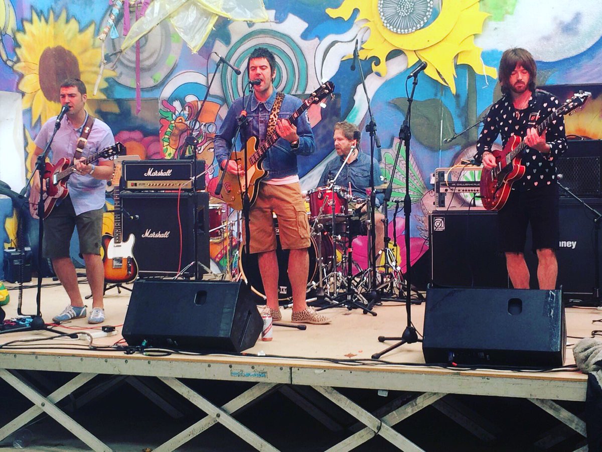 Great day playing at @sunflower_fest with <a href="/Thesunshadows/">The Sun Shadows</a> 
#goodtimes#localmusic#drums#beer#festival