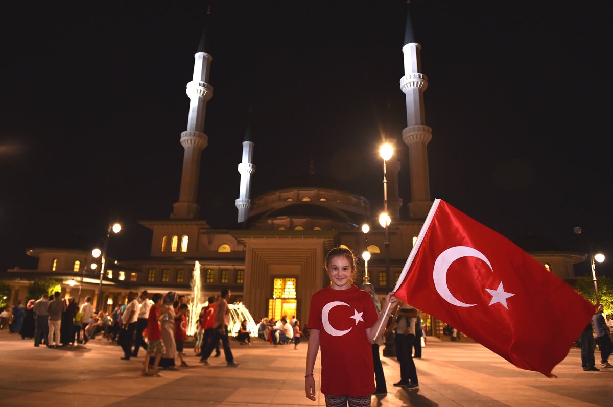 Cumhurbaşkanlığı Külliyesi önünde vatan ve demokrasi nöbeti 23. gününde... (1)
