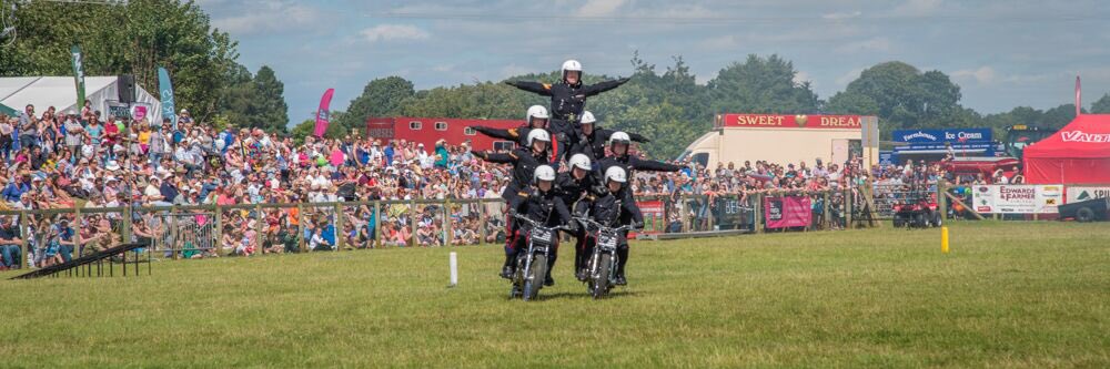 <a href="/OswestryShow/">Oswestry Show</a> <a href="/whitehelmets/">whitehelmetsofficial</a> <a href="/MalpasTractors/">Malpas Tractors Ltd</a> #oswerstry #Motorbike #weekend