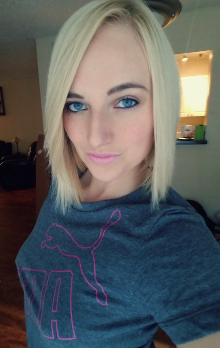 Happy #sundayfunday everyone! So excited that football #preseason starts today😃 don't forget to rate<a href="/tag/sundayfunday"class="tags">#sundayfunday</a><a href="/tag/preseason"class="tags"><span>#preseason</span></a>