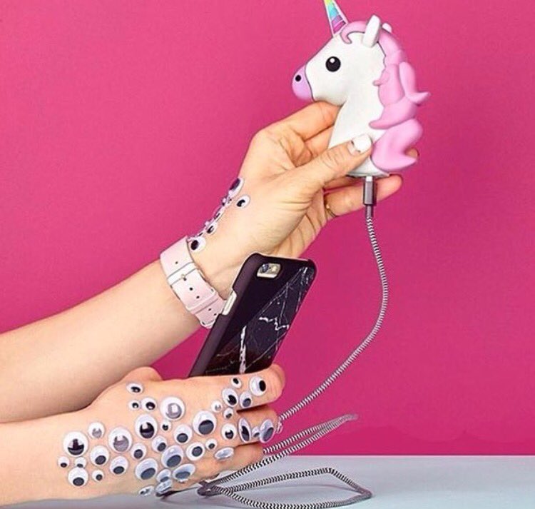 Futurocks's tweet photo. Unicorn lovers don't forget to visit our web! We have all these emoji Chargers for you! 🦄🦄🦄 https://t.co/yjHVwT0QEM https://t.co/guaYjygPsj