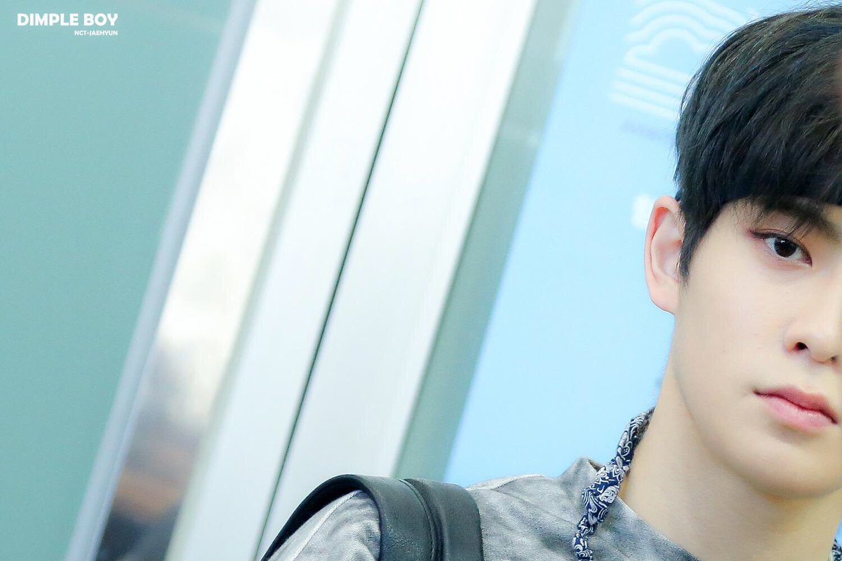 DIMPLE_BOY0214's tweet photo. 160807 김포공항 #재현 #JAEHYUN #NCT127 [HQ] 1P 너의 눈 코 입❤（DO NOT MODIFY PHOTO AND DO NOT REMOVE THE LOGO） https://t.co/RkrLXGMrTp