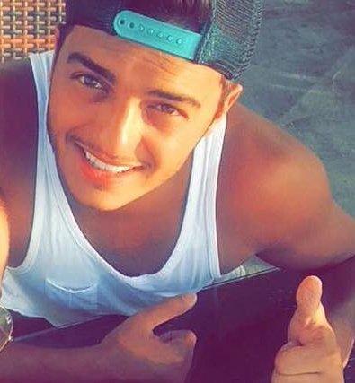 marwaslama5's tweet photo. اخيناااااا !!! انت ازاي حلووو كده ؟ 😭😭😭❤❤❤❤
#RaphaelJabbour #شايف_يا_قلبي @RaphaelJabbour1 https://t.co/pL1TM3D1Wr