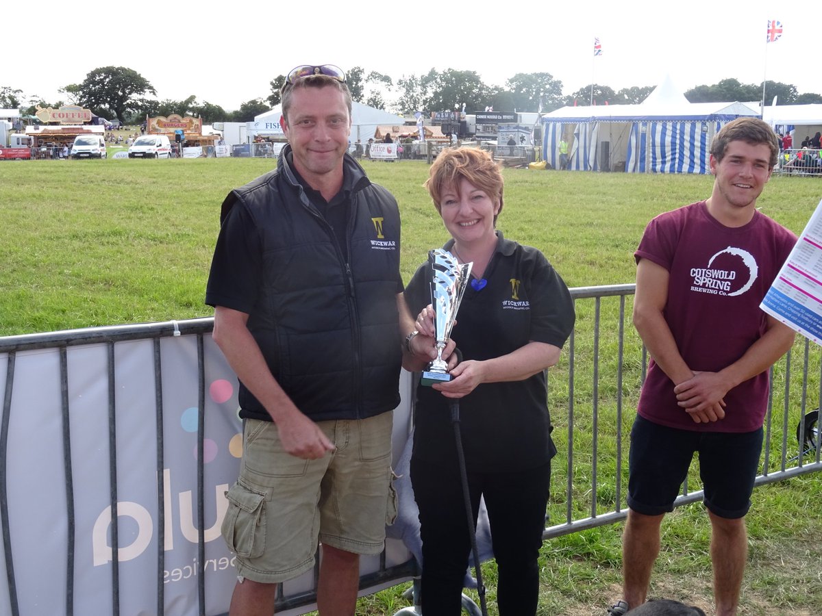 SouthGlosShow's tweet photo. Congratulations to @WickwarBrewing and @GWBrewery for winning the prizes in the beer festival. #SGS16 https://t.co/LOlKdeWdmR