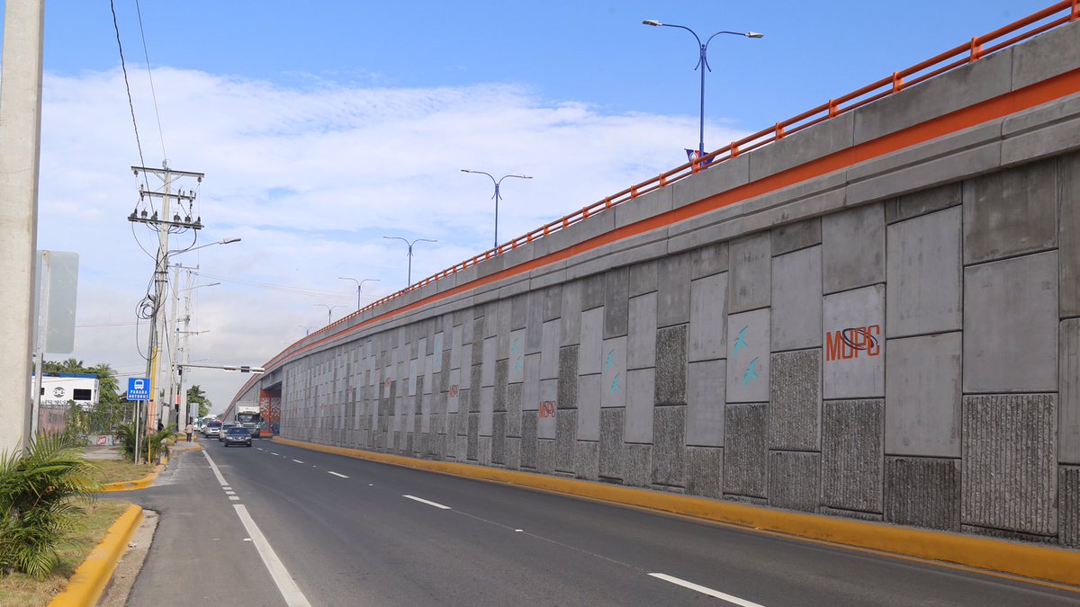 GobiernoDanilo's tweet photo. #ElevadoBocaChica es:
- Reducción emisión de dióxido de carbono
- Más desarrollo, prosperidad, progreso y bienestar https://t.co/cZkhxi9gkU