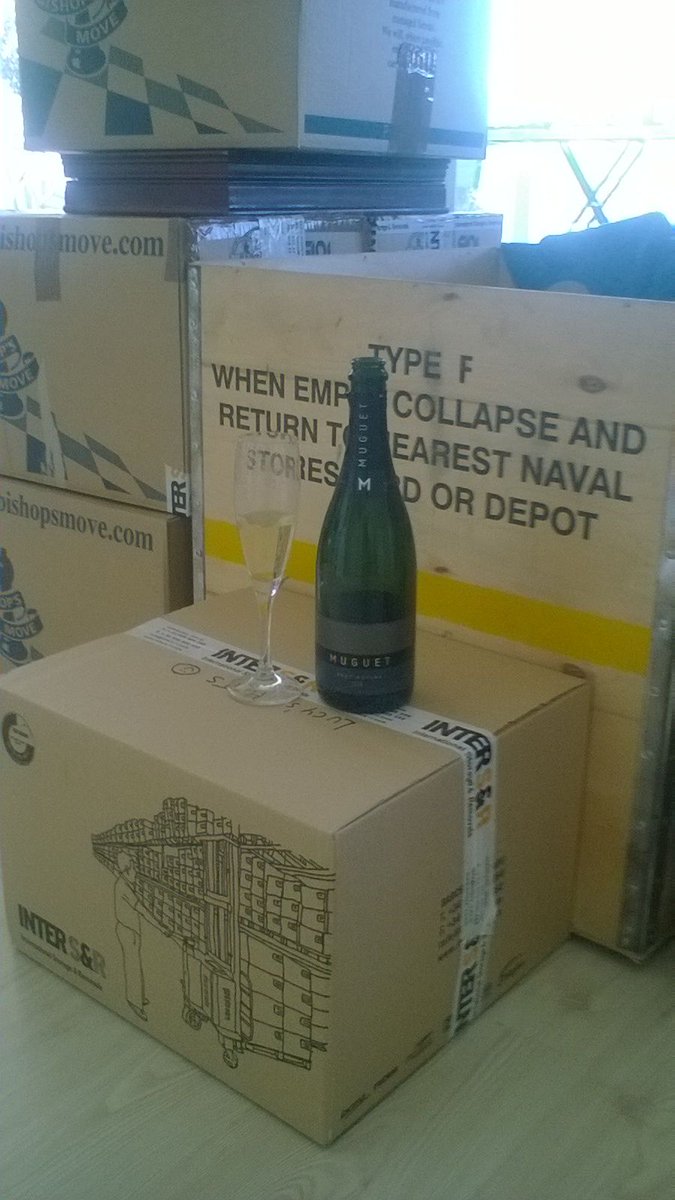 davidwolfe58's tweet image. How to make moving home go a bit more easily? #MFOboxes #selfpack