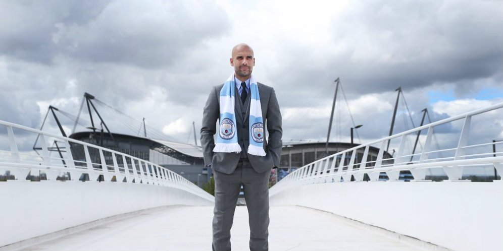 ACMilan_ID's tweet photo. Guardiola Masih Perlu Kenalan dengan Pemain City https://t.co/GOvUtTQ6jS https://t.co/Kg4E8dNe50