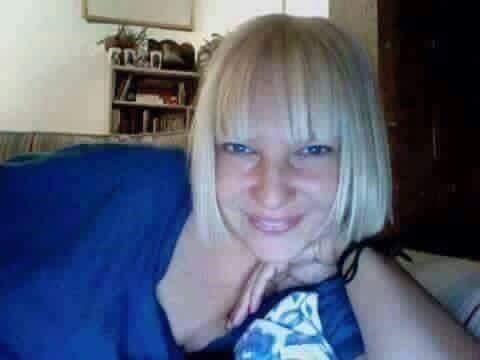 EuAlex_'s tweet photo. A Sia também tá no cativeiro votando gente 
#MTVHottest Beyonce https://t.co/qTMUKroDsU