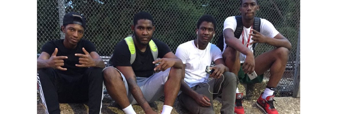 1MirFlvcko's tweet photo. How Can You Hate The Grind When We Humbler Than Most❤️💲 #HappyGxDayMyNigg #Big18 #OnlyTheField #Durky30shot 😈 https://t.co/83ihW0DlT4