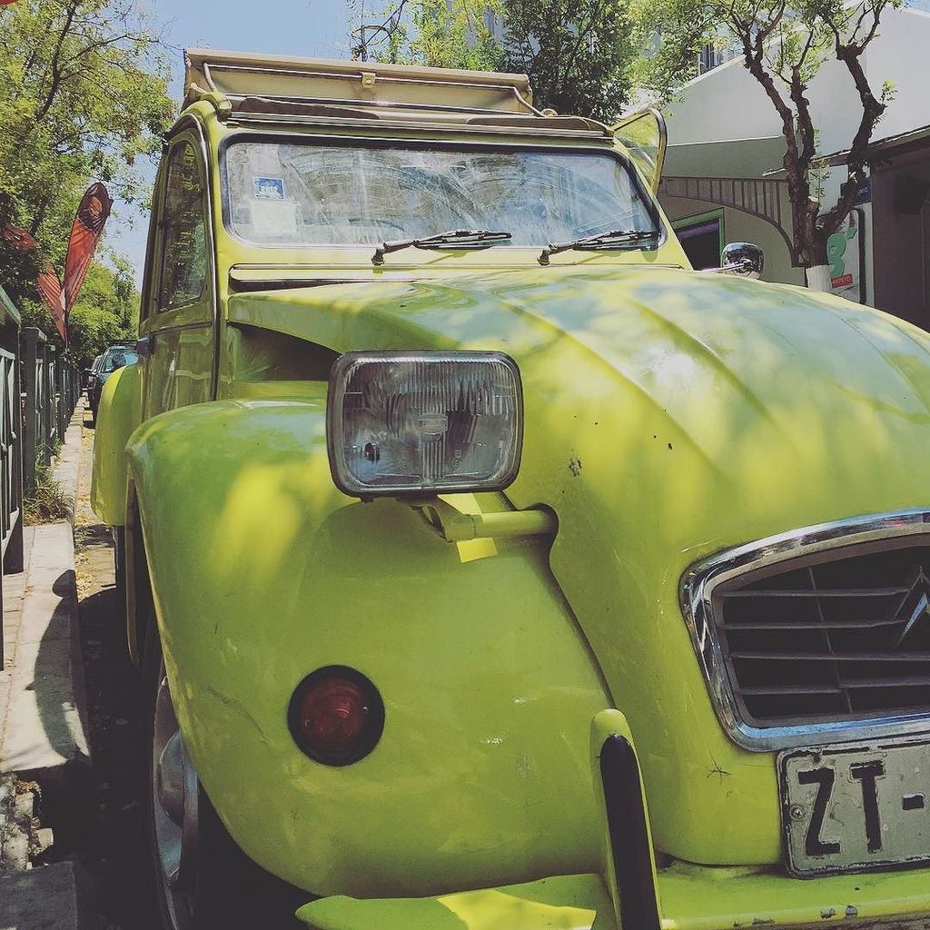 MemosL's tweet photo. #2cv4 #2cv #citroen #citroen2cv #classic #classiccars #vintagecars #vintage #athensvoice #… https://t.co/L2ploMrLUY https://t.co/MR6sU0TX5S
