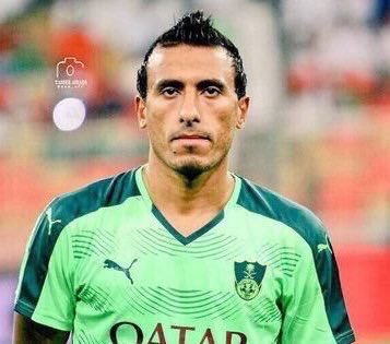 m3l100's tweet photo. من الافضل ؟

1- محمد عبدالشافي = ريتويت #الاهلي

2- ياسر الشهراني = اعجاب #الهلال

صاحب الطلب : @ksae_mas https://t.co/XS8gCDVZdM
