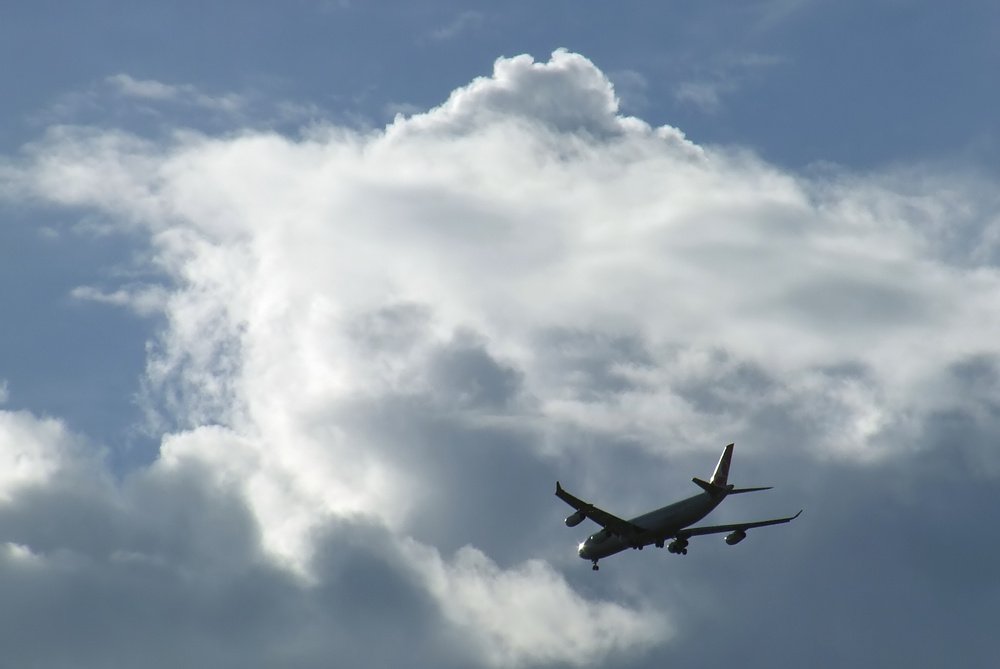 A3803's tweet photo. Die Türken sind gerade mit #A340 nach #TXL gekommen. #TK1723 #ISTTXL #TCJII https://t.co/TE8qyrwVYF