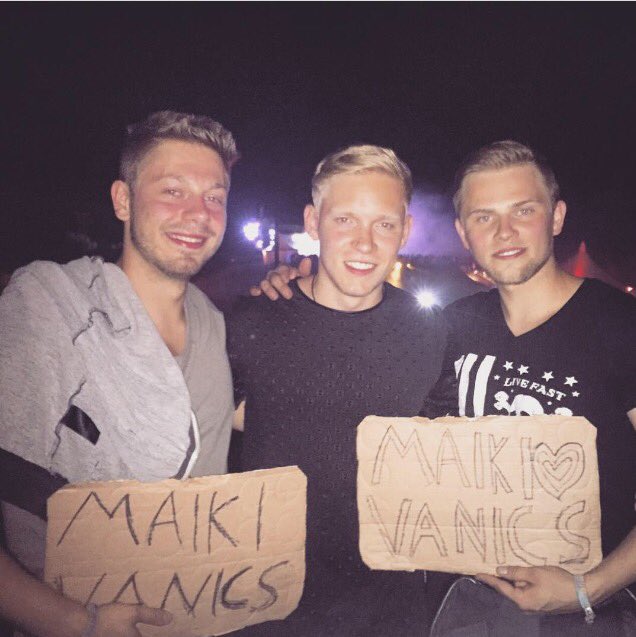 Maiki_Vanics's tweet photo. @NatureOne festival yesterday was SICK ❤️🎉🎉 look at those awesome signs 😜🙌 https://t.co/FmLNaatNCS