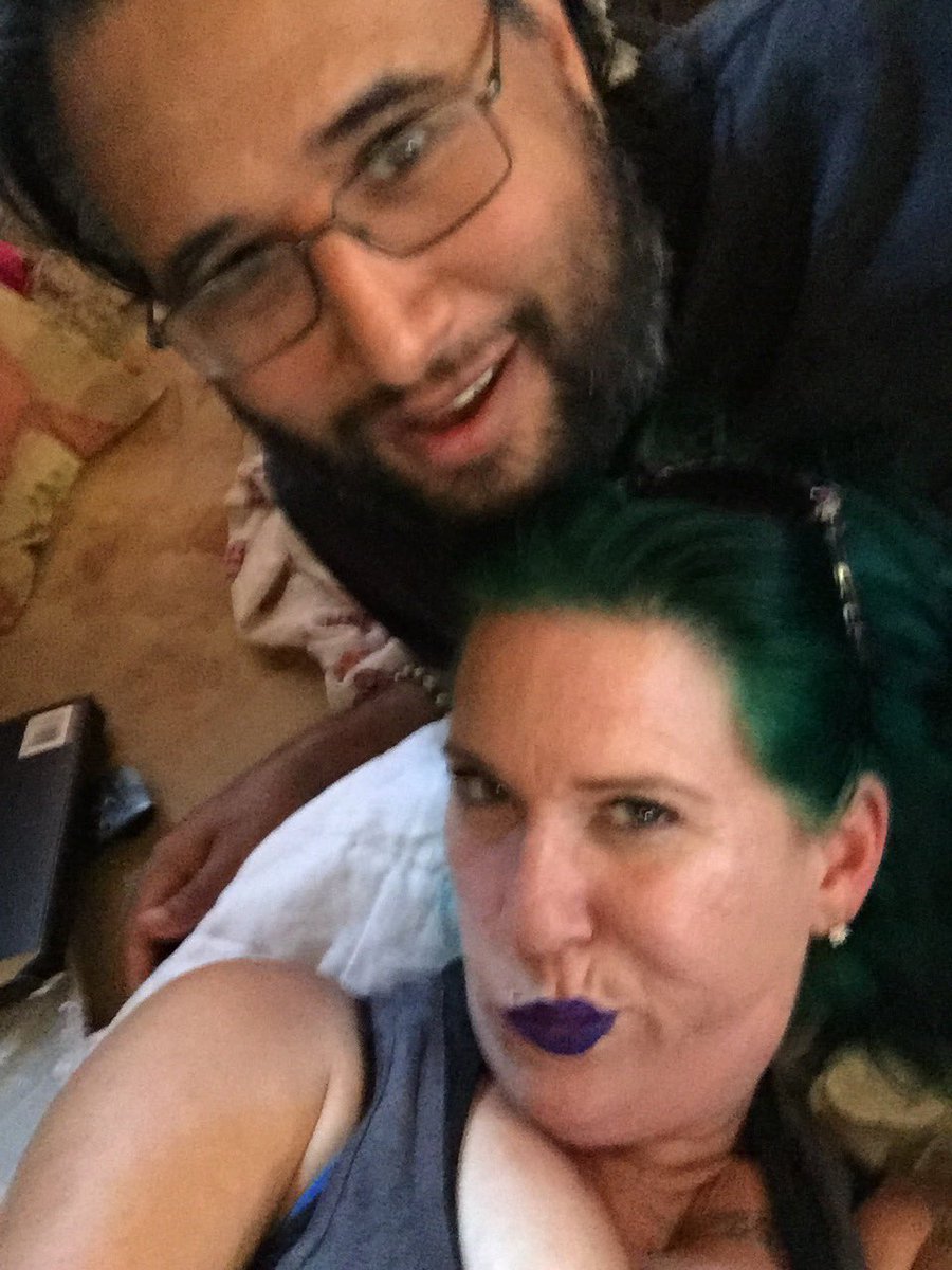 jewelstwon's tweet photo. After 5 years of marriage & im still madly in love with my best friend. And they said it would never last. #slothLuv https://t.co/7jsrGvEYSH