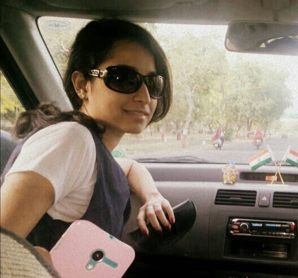 aartika_d's tweet photo. @Maruti_Corp #MarutiMyBFF 😍 Me nd my family go on long drives in our Swift Dzire. It's a part of our small family. 😍 https://t.co/pEwCXcw0W8