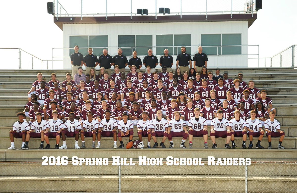 coachje's tweet photo. Tallest to smallest coach's pic. #ShortHeadCoachProblems #RaiderNation #BeFIERCE https://t.co/YkU82j3EF3
