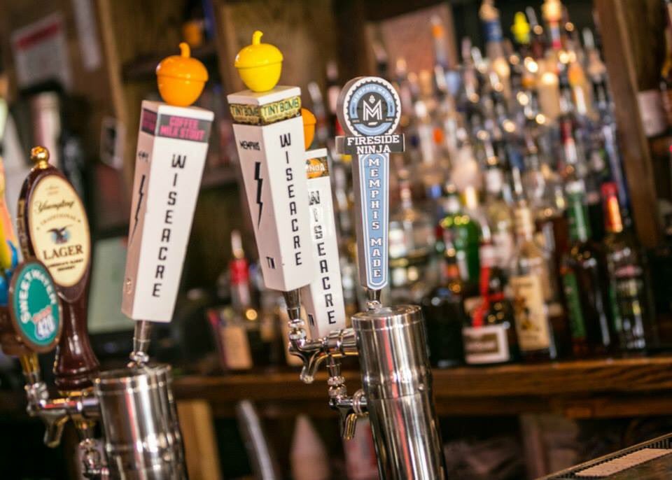 DoubleJMemphis's tweet photo. We have it all folks! Great food and Booz, with local drafts, come enjoy!#doublejmemphis #foodanddrink https://t.co/twjzk5QhbM