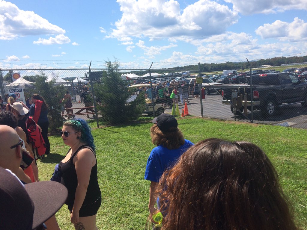amandajpurcell's tweet photo. The admission line for #SpeedofSoundFest. Looks like I'll be here a while... https://t.co/QYM2Velj7H