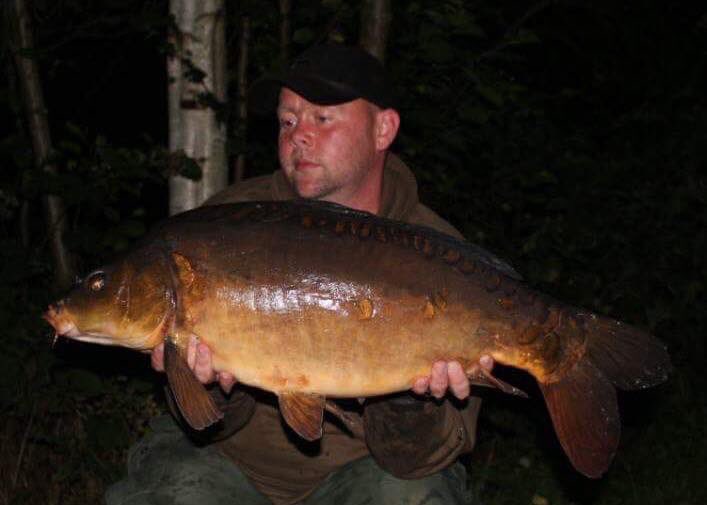 SterlingBaits's tweet photo. Ricky Bates bags Broadwater brace. 😝 #CN2 #18mm 🎣 https://t.co/qk8VKxdlU9