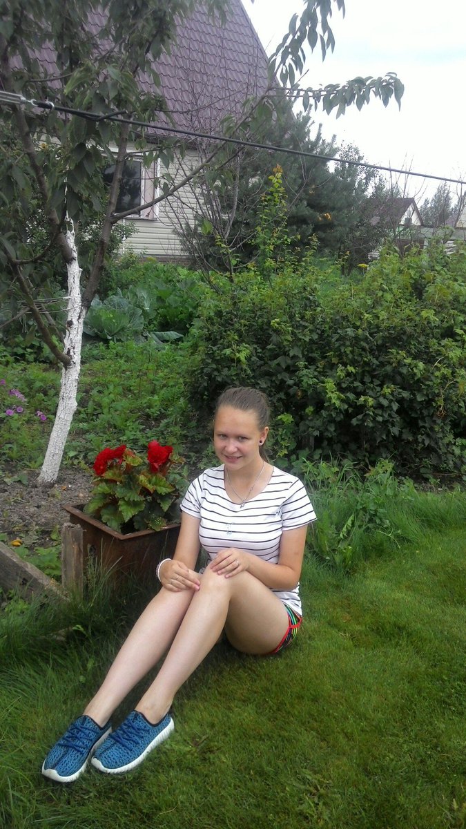 Kseniu_8090's tweet photo. Отличные выходные на даче☺ 
#summer_2016🌸☀🌿 https://t.co/o4gXR5gpAz