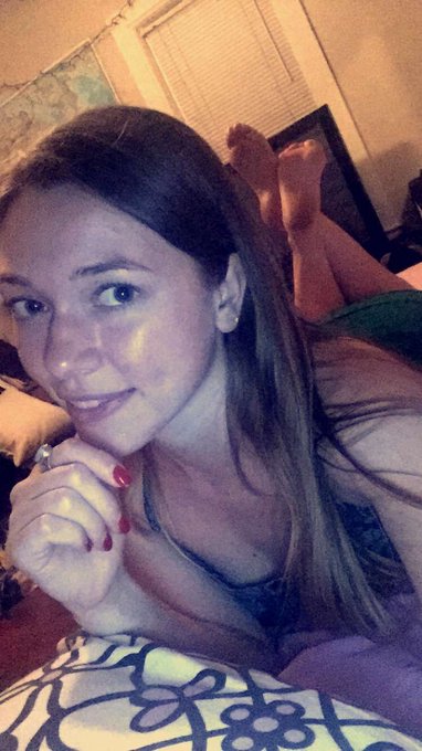 For my feet lovers https://t.co/vc9VEqDskJ<a href="/tag/shutitdown"class="tags"><span>#shutitdown</span></a><a href="/tag/nojusticenopeace"class="tags"><span>#nojusticenopeace</span></a>