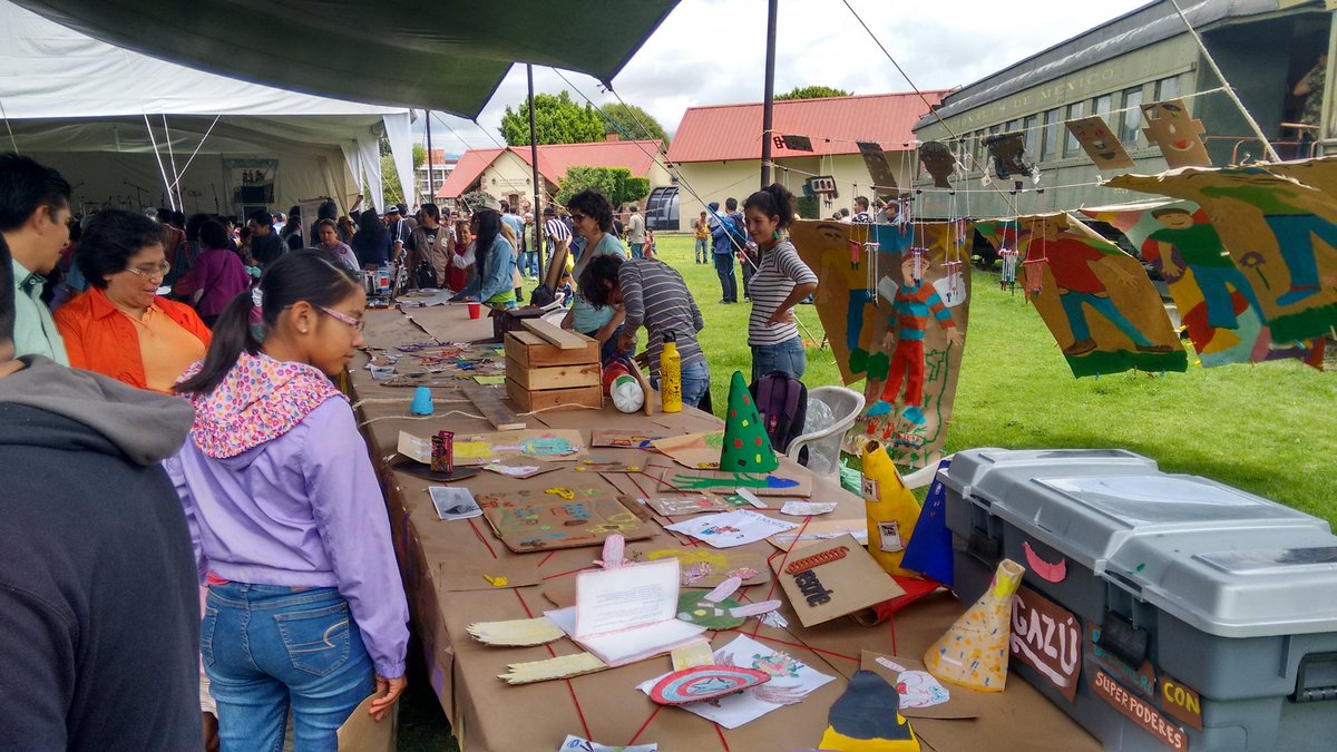 En el gran cierre de #EstaciónVerano del <a href="/ferrocarriles/">Museo Nacional de los Ferrocarriles Mexicanos</a>.
!Monedita de Oro y Patita de Perro!

#Puebla
#Niñez
#Arte