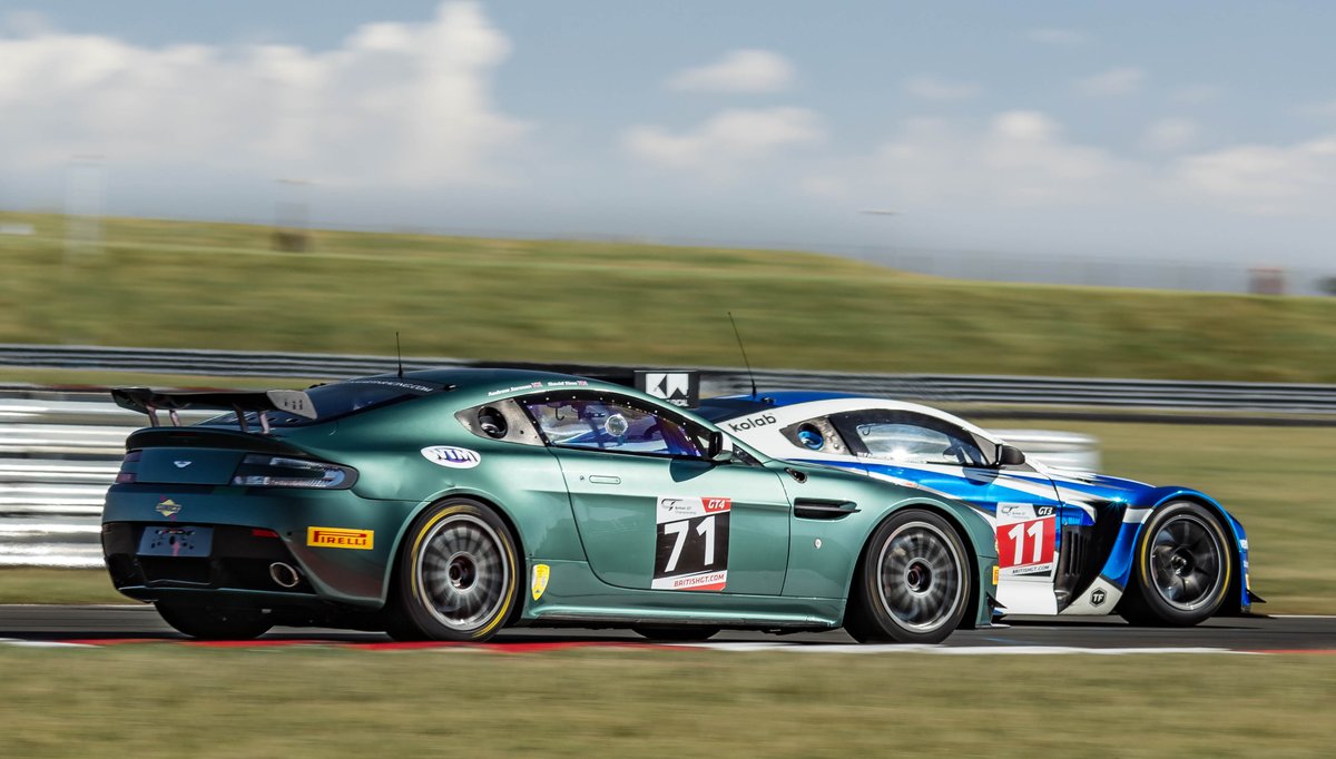 SteveHindle's tweet photo. #BritishGT: #JonBarnes in the #TFsport #Vantage #GT3 flies past the Stratton #GT4 en route to the #Snetterton podium https://t.co/8PCJun5u92