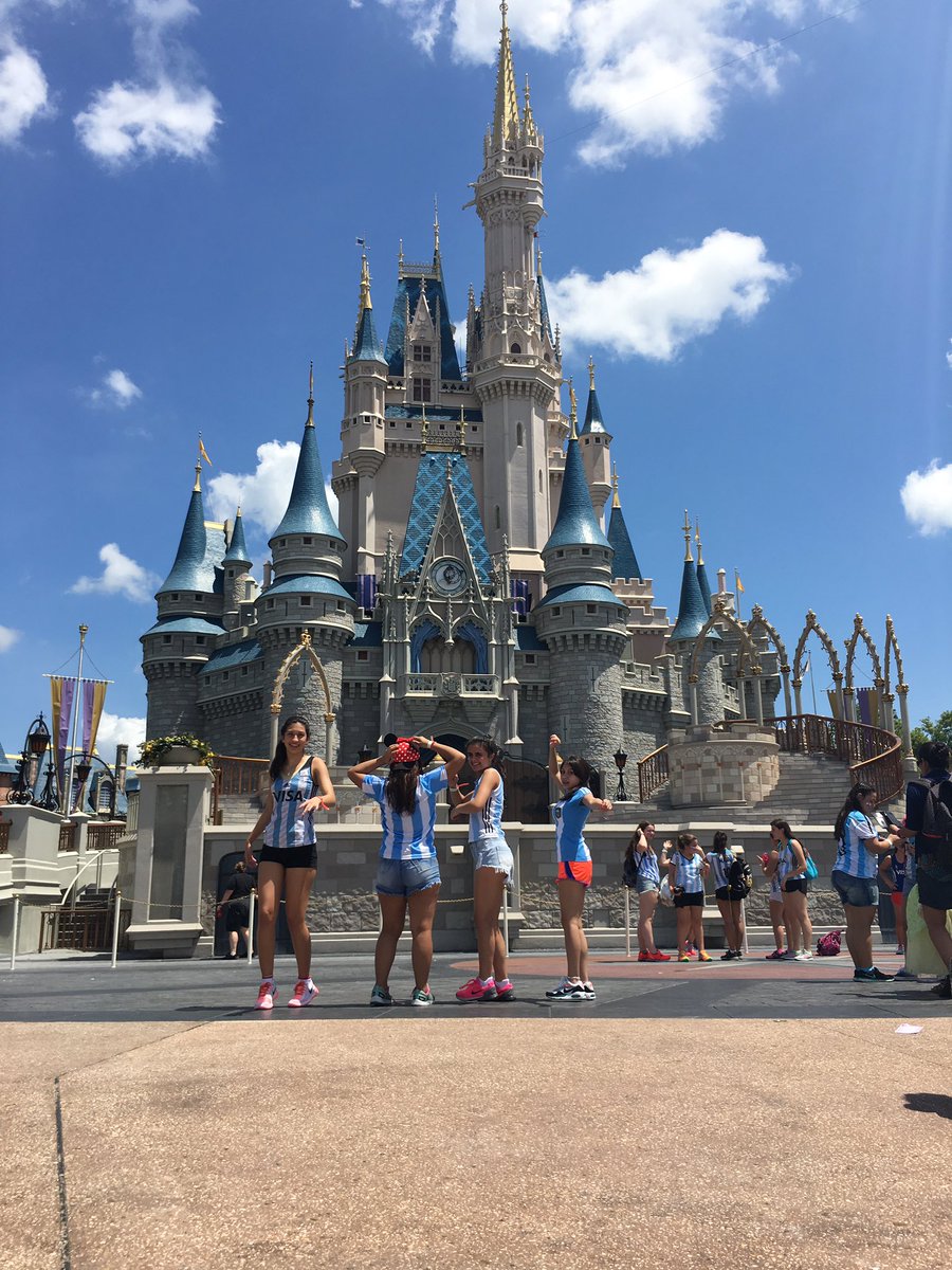 DarianaSosaa's tweet image. Todo era más divertido con ellas🤘🏻💗💋. #FunTimeMemories