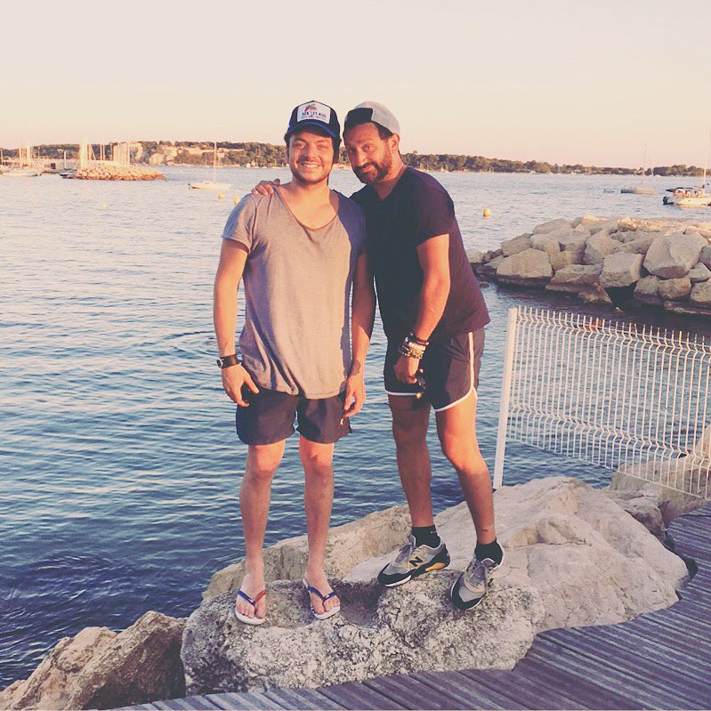 kevadamsss's tweet photo. Quel bonheur cette journee avec mon baba @Cyrilhanouna Il vous prepare des trucs de fous! Vive les Vacances ! 👳🏾👳🏾😁😁 https://t.co/qPJzTp468k