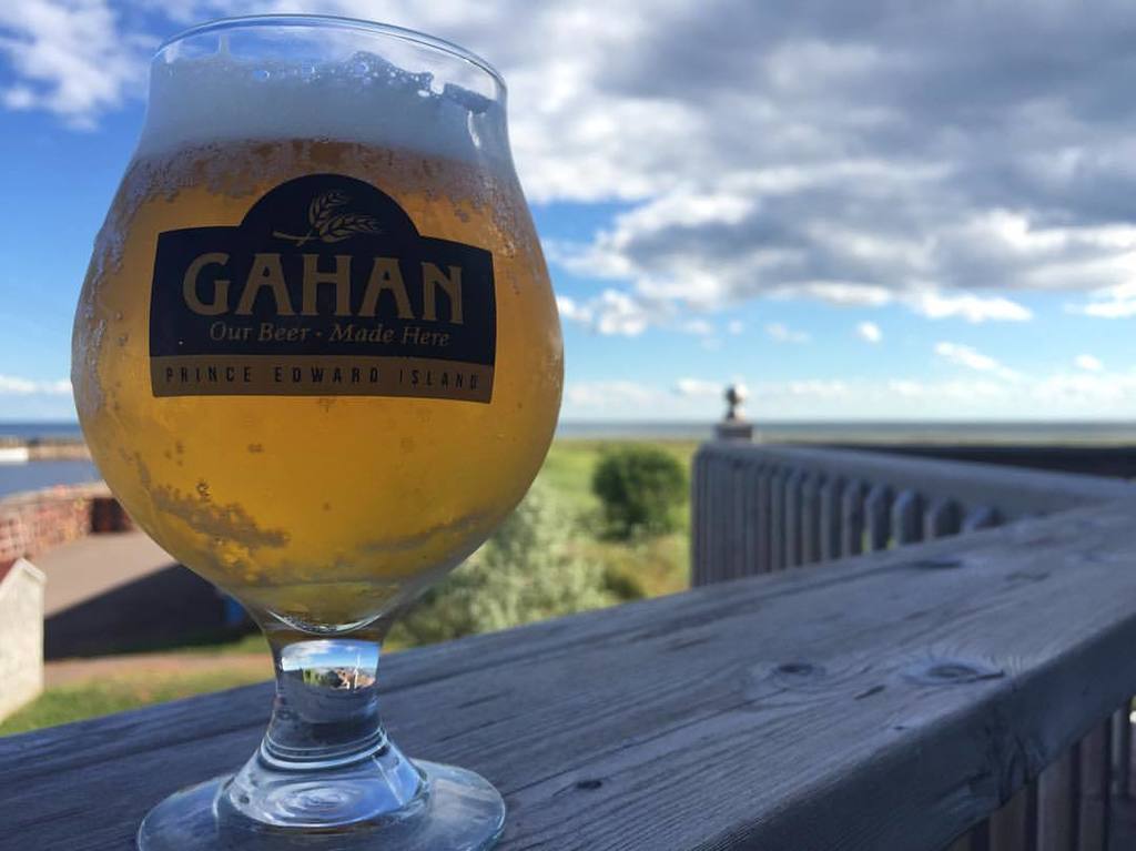 TheMarcSmith's tweet photo. It’s Lager O'Clock in West Point at @thecatchpei @tourismpei #30DaysInPEI #beer @peibrewingcompany #explorecanada #… https://t.co/1xc4twTy4U