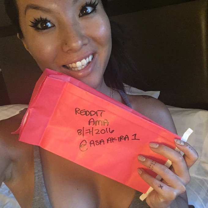 Doing a @reddit_AMA in 5 minutes! https://t.co/6kdHRvdyt9