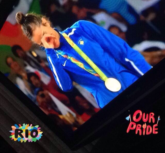 mozasthoughts's tweet photo. TEARS OF JOY 🏅 🇽🇰 😍#MajlindaKelmendi #KosovoinRio https://t.co/iqJPWgRGJj