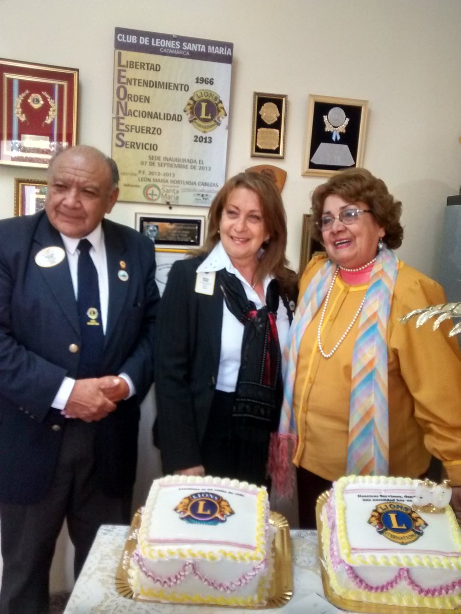 AvalosClelia's tweet photo. ClubLeones StaMaria cumplió 50 años #LeonesFelices de servir #DistritoO1 @LionsClubsArg #NosotrosServimos #Lions100 https://t.co/LVWit0e14o